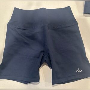 Alo biker shorts